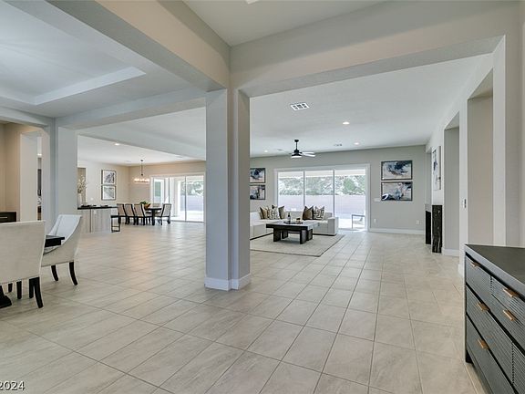 4th image of 6884 Acacia Breeze St