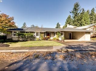 3920 N Shasta Loop, Eugene, OR 97405