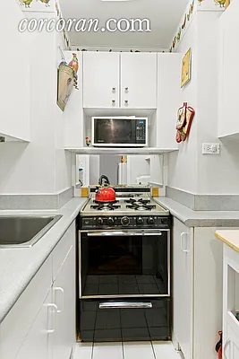 Rented by Corcoran | media 31