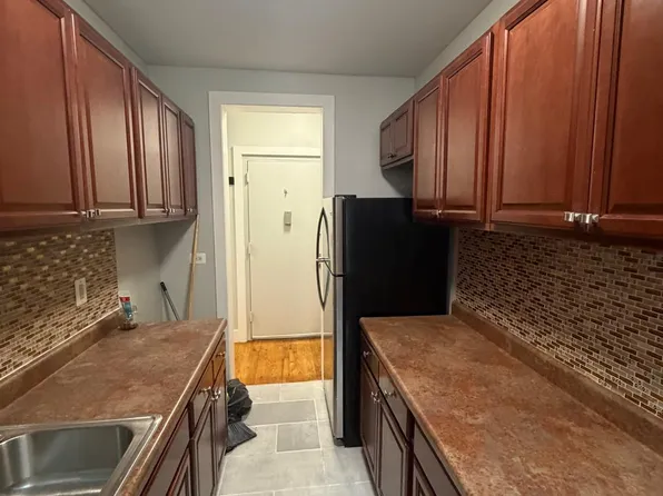 1587 Carroll St APT 3F, Brooklyn, NY 11213
