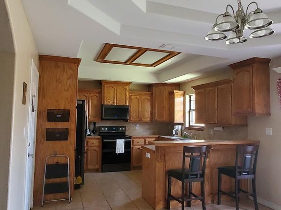 4th image of 2219 Llano Molano Ln