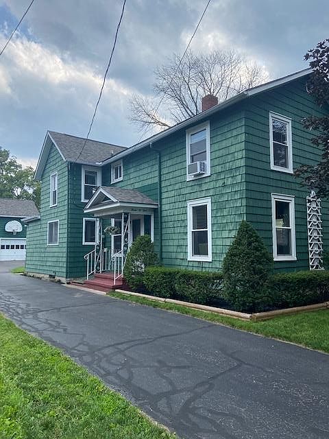 1st image of 305 Steuben St