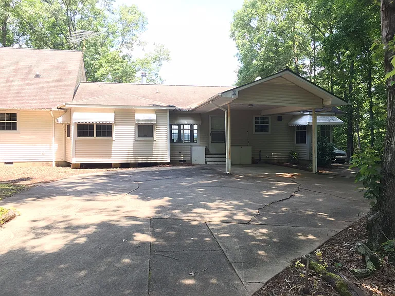 4084 Friendship Rd — Photo 24