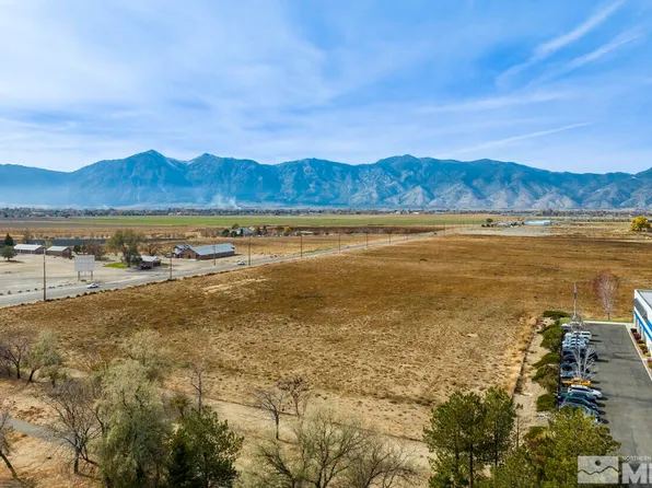 1740 Buckeye Rd, Minden, NV 89423