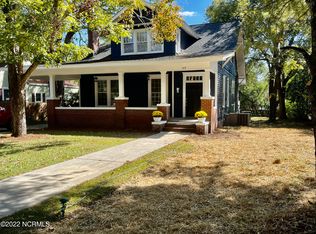 419 Entwistle St, Hamlet, NC 28345