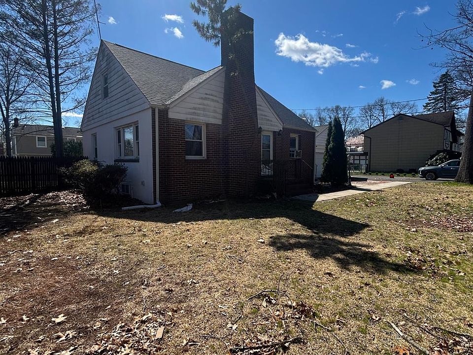 1st image of 1529 W 7th St
