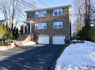 311 Temple Pl, Westfield, NJ 07090