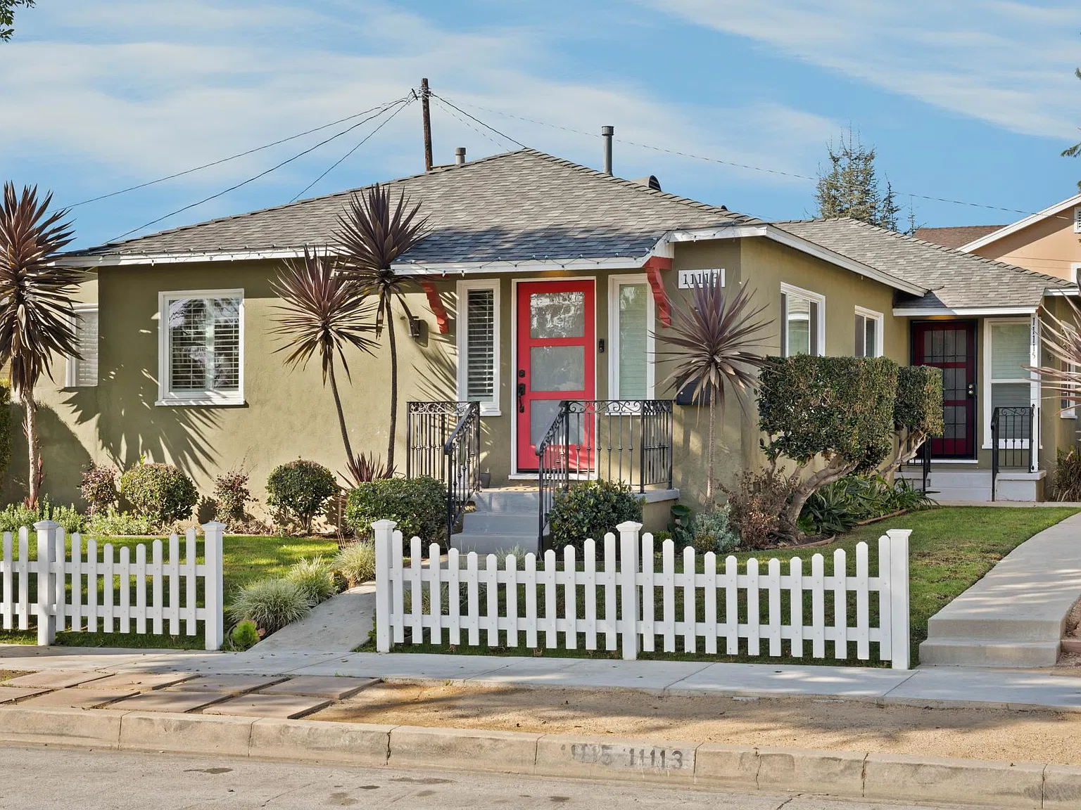 11113 Culver Blvd — Photo 2