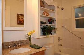 5th image of 60 Diane Ln