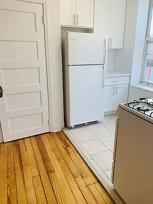 Rented by Voro New York | media 30