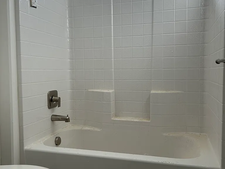 Shower/tub. Same for each bathroom.