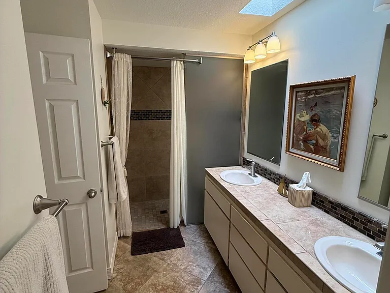 375 London Bridge Rd #35 — Photo 31