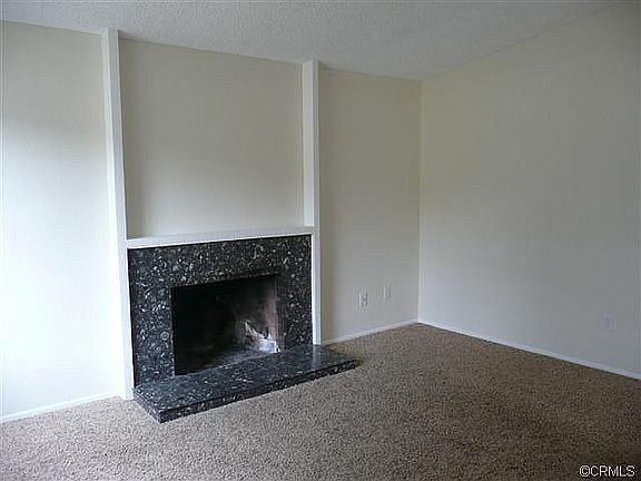 3rd image of 1548 W Windsor St