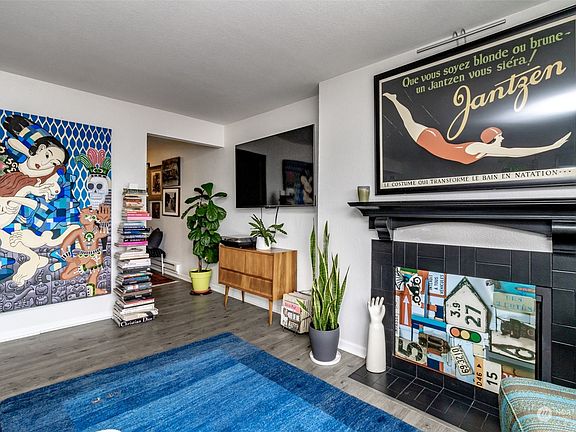3rd image of 1602 Naval Avenue #33