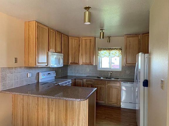 2nd image of 1117 Mesa Dr