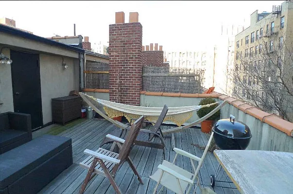 Rented by Level Group | media 17