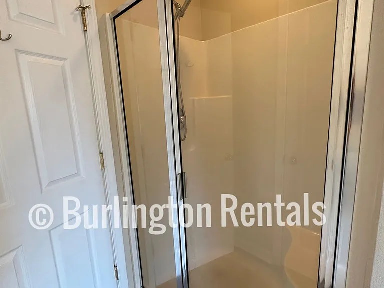 1933 Munn Pointe Dr — Photo 14