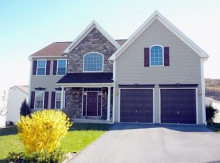 1002 Josephine Dr, Temple, PA 19560