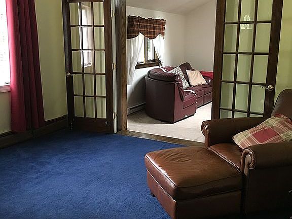 5th image of 14 Linda Ln