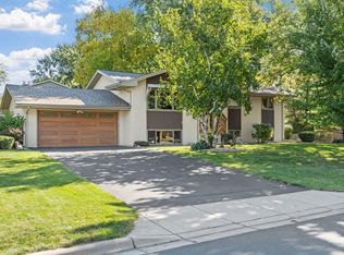 4770 Flag Ave N, New Hope, MN 55428