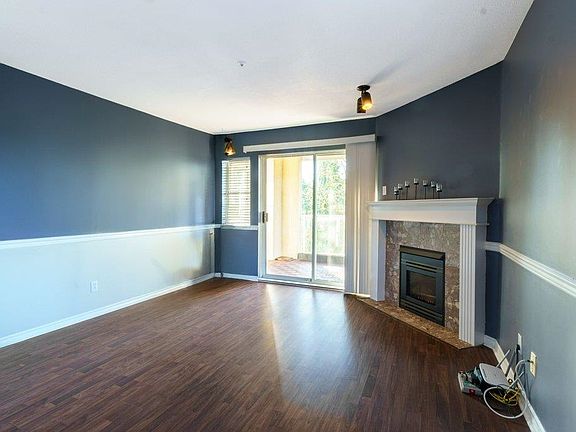 2nd image of 22722 Lougheed Hwy #201