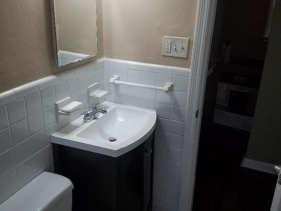 5th image of 77 Lemay Gardens Dr