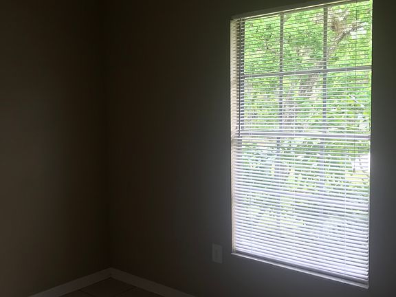 4th image of 737 Santo Domingo Ave SW