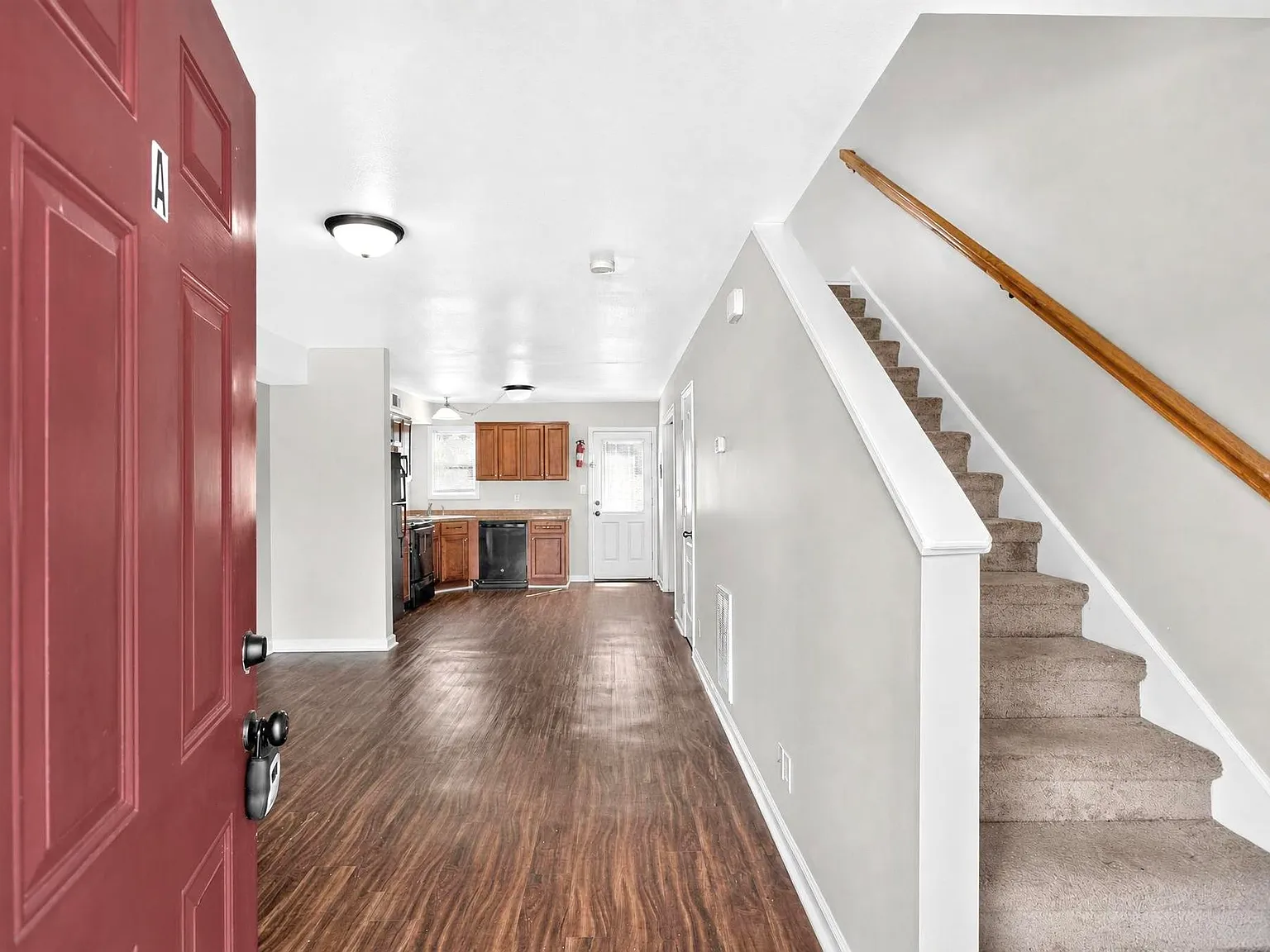 2 bed, 1.5 bath, 960 sqft, $1,200 — Photo 4
