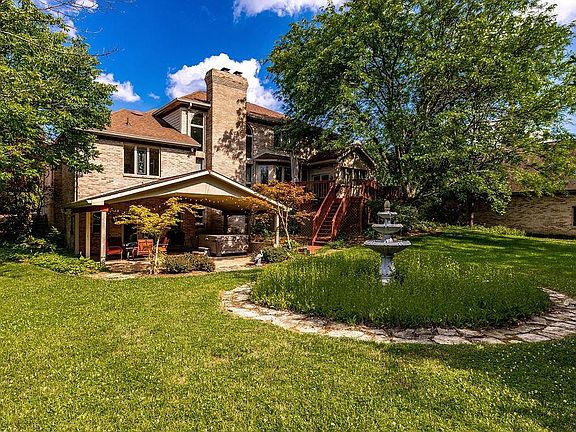 2nd image of 170 Stone Creek Dr