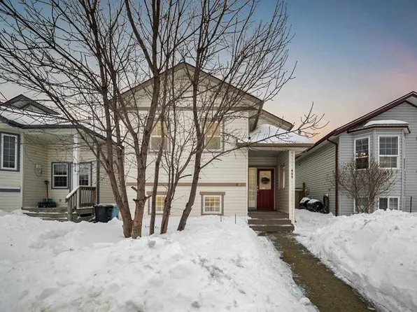 433 NE Diefenbaker Dr, Wood Buffalo, AB T9K 2K4