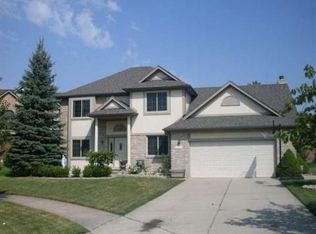 16145 Sawmill Ct, Macomb, MI 48042