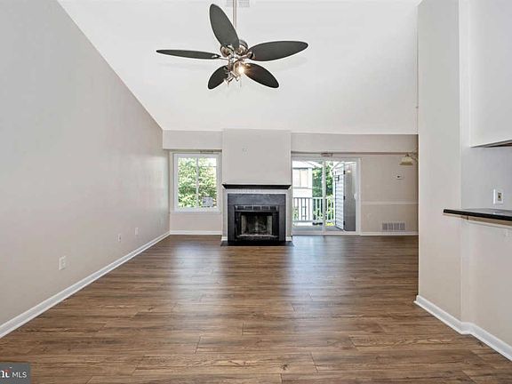 4th image of 1600 Berry Rose Ct #1-3A