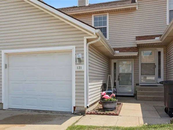 121 Cambridge Meadows Ln, Belton, MO 64012