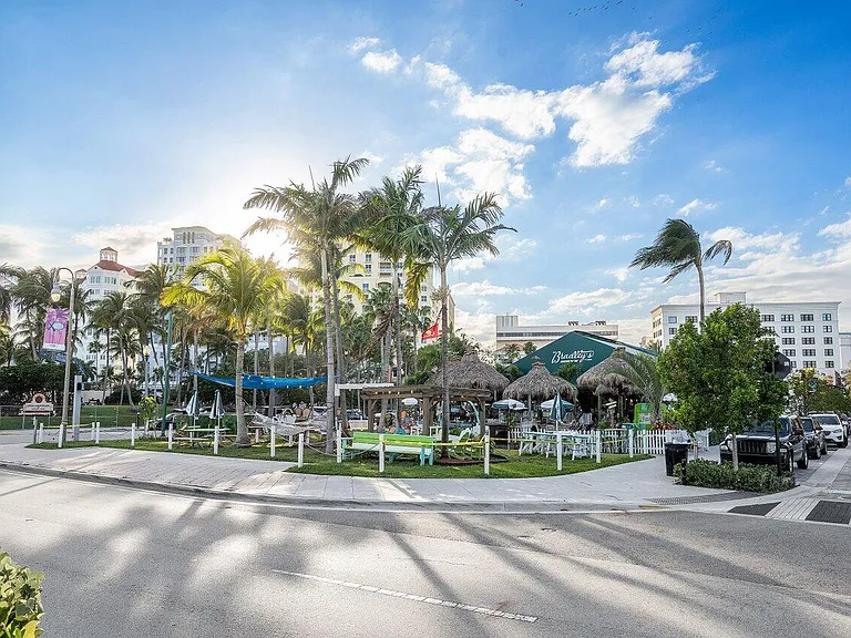 550 Okeechobee Blvd #1809 — Photo 94
