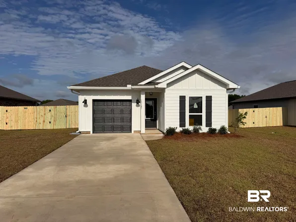 19185 Pagoda Ln, Summerdale, AL 36580