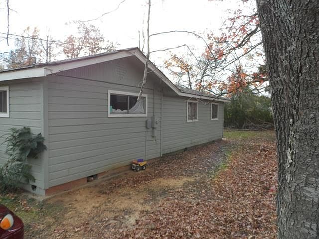 2nd image of 1107 Main St