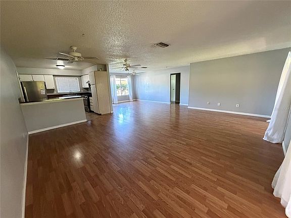 4th image of 10626 Watertown Ct