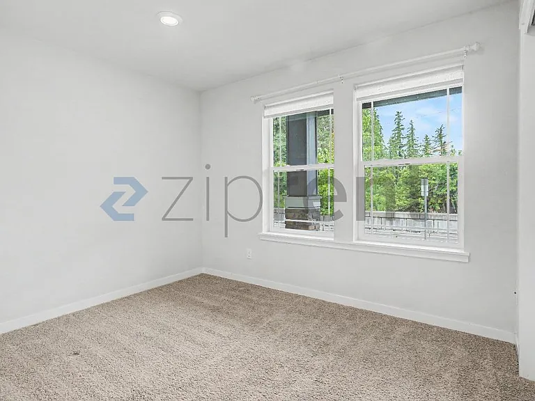 15975 NW Hosmer Ln — Photo 8