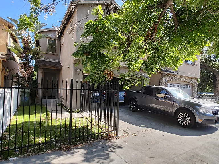 14356 Gilmore St — Photo 21