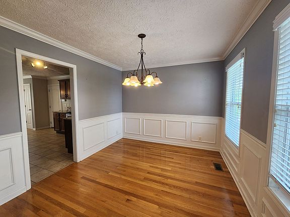 4th image of 3280 Timberdale Dr