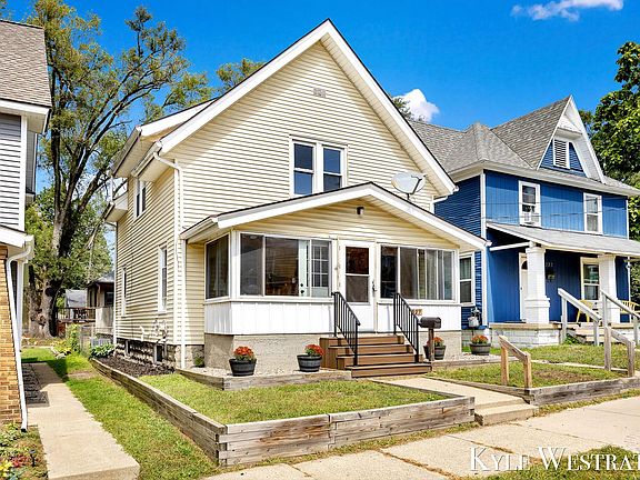 4th image of 327 Quimby St NE