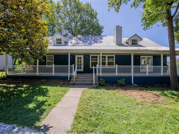 16723 Scenic Hills Dr, Siloam Springs, AR 72761