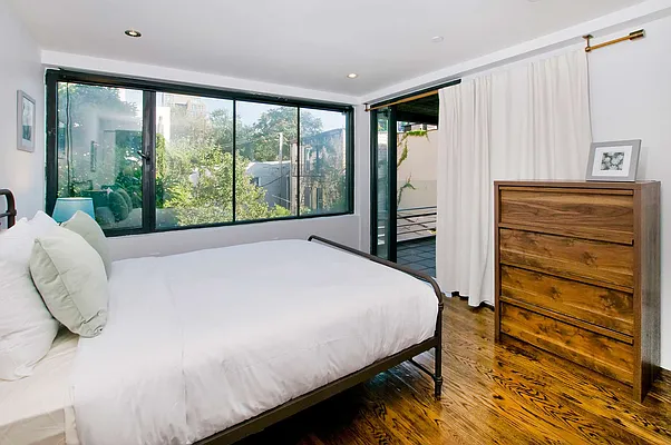 Rented by NOVO | media 56