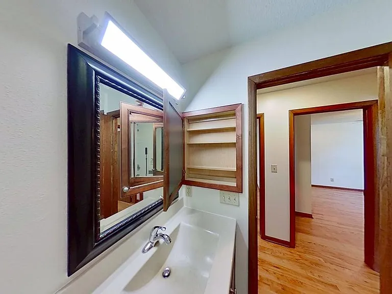2718 Luther Dr — Photo 6