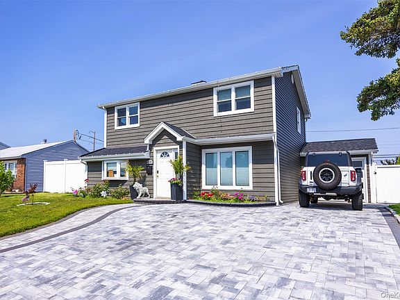 2nd image of 4185 Harriet Road