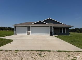113 Mill Valley St, Alma, KS 66401