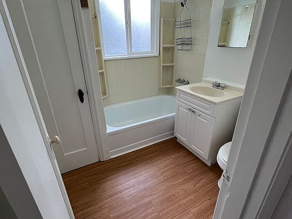 5th image of 415 11th St #4