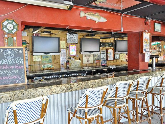 Tiki Bar