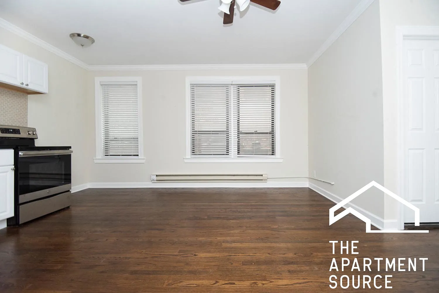 Studio, 450 sqft, $1,645 — Photo 3