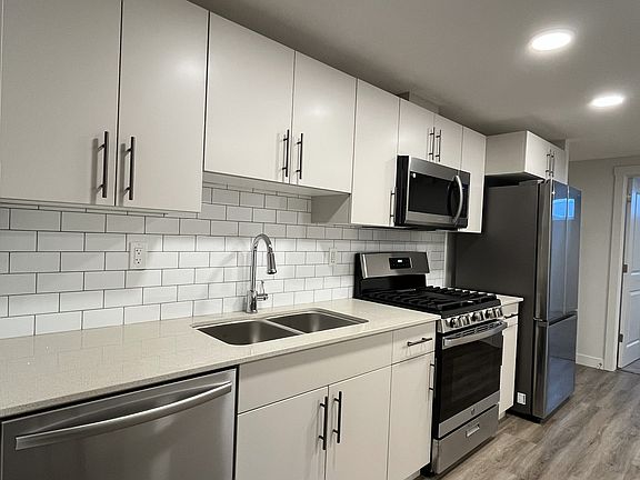 5th image of 4681 177th Ave NW